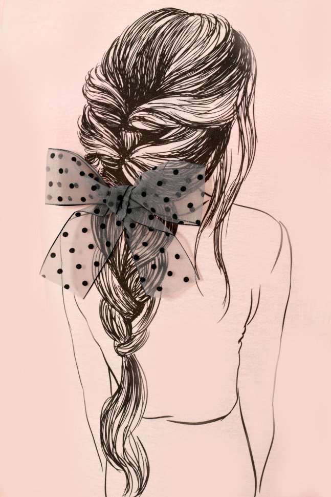 Фото товара 21295, футболка с девушкой с косой